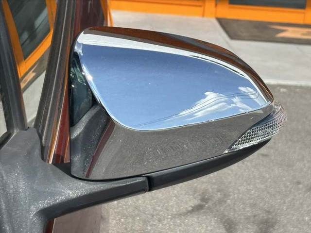 TOYOTA VITZ 2017 Image 31