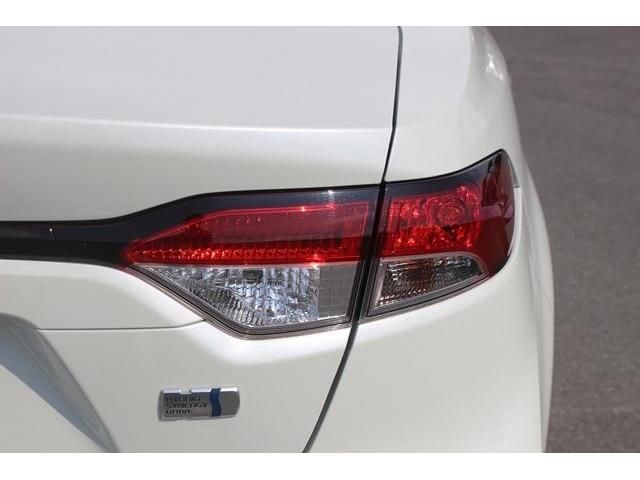 TOYOTA COROLLA SEDAN HYBRID 2020 Image 31