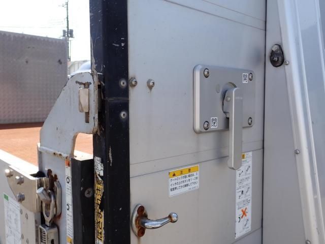 HINO DUTRO 2020 Image 31