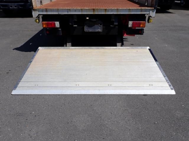 HINO DUTRO 2020 Image 31