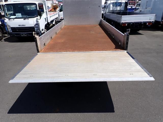 HINO DUTRO 2020 Image 31