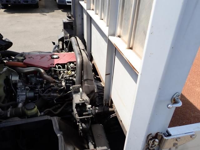 HINO DUTRO 2020 Image 31