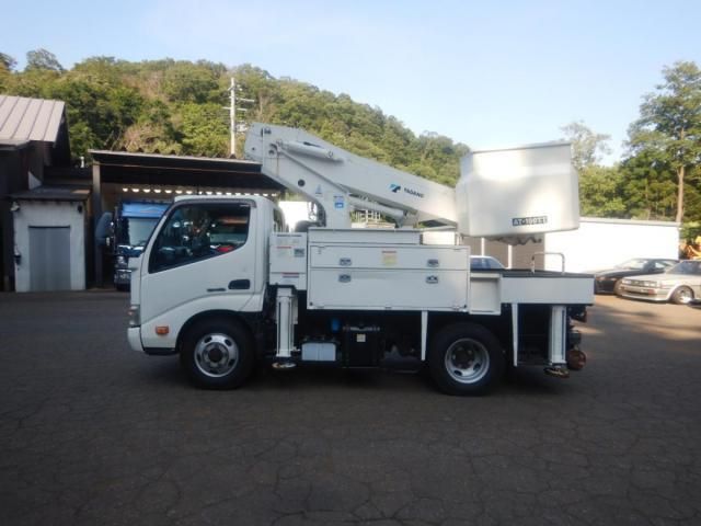 HINO DUTRO 2015 Image 31