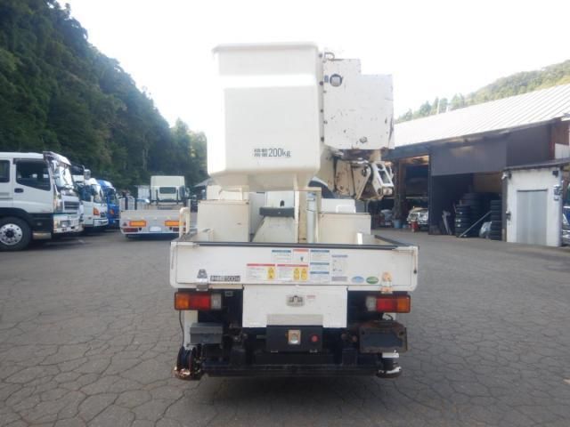 HINO DUTRO 2015 Image 31