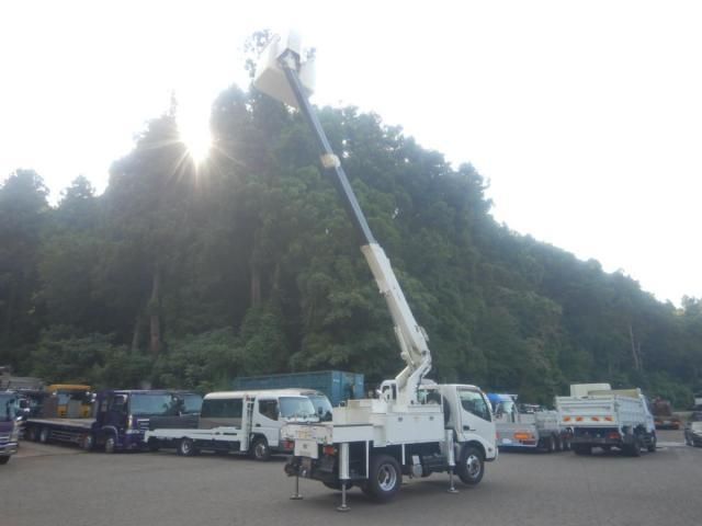 HINO DUTRO 2015 Image 31