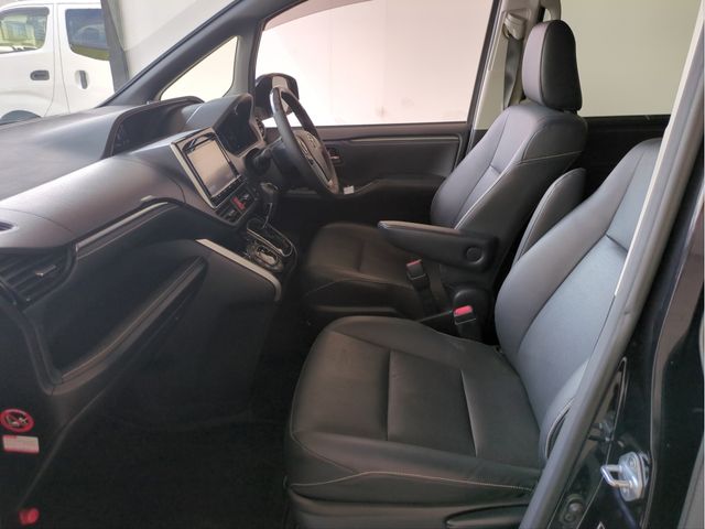 TOYOTA ESQUIRE 2015 Image 31