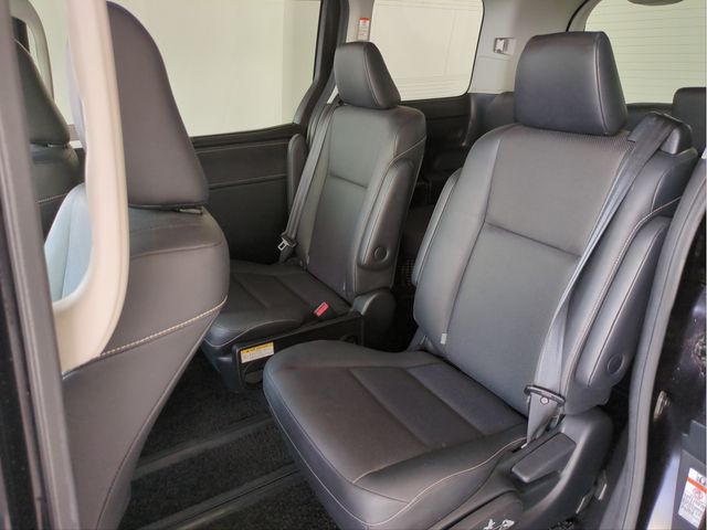 TOYOTA ESQUIRE 2015 Image 31