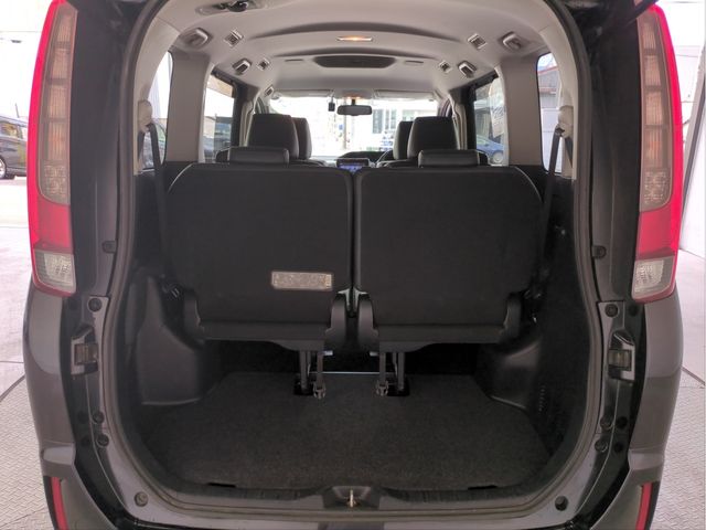 TOYOTA ESQUIRE 2015 Image 31