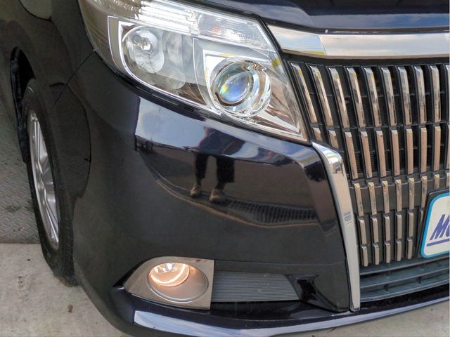 TOYOTA ESQUIRE 2015 Image 31