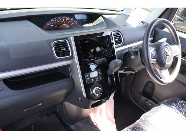 DAIHATSU TANTO 4WD 2018 Image 31