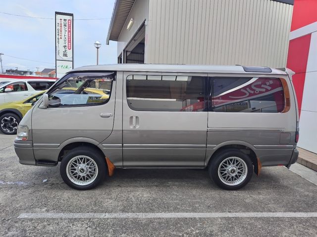 TOYOTA HIACE WAGON 4WD 1996 Image 31