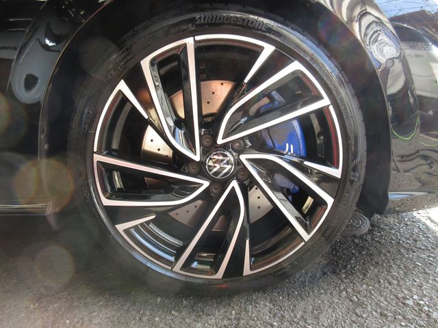 VOLKSWAGEN GOLF R VA 2024 Image 31