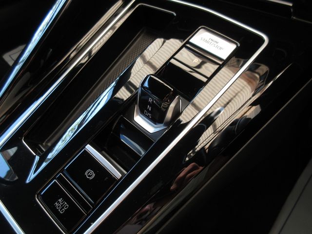 VOLKSWAGEN GOLF R VA 2024 Image 31