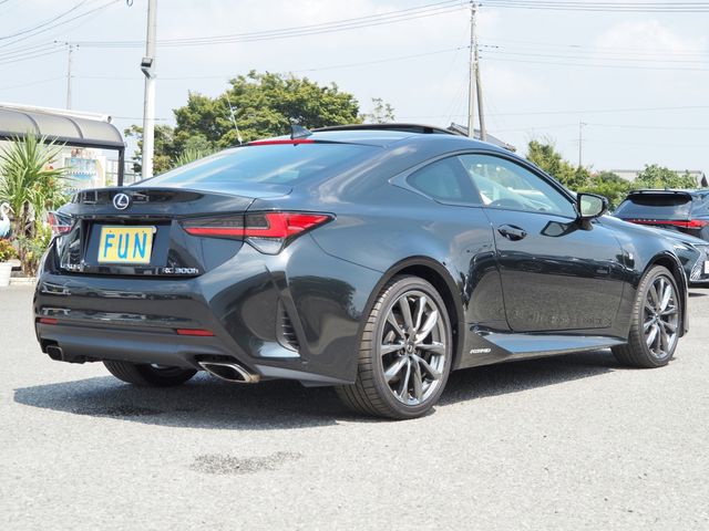 TOYOTA LEXUS RC300H 2020 Image 31