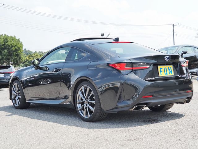 TOYOTA LEXUS RC300H 2020 Image 31