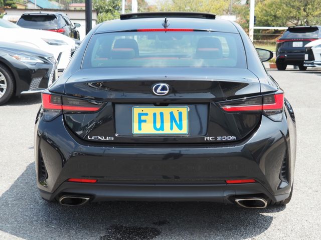 TOYOTA LEXUS RC300H 2020 Image 31
