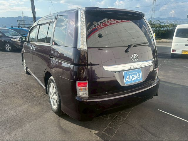 TOYOTA ISIS 2014 Image 31