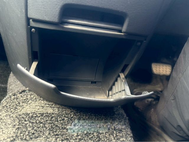 TOYOTA ISIS 2014 Image 31