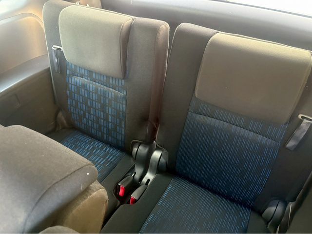 TOYOTA ISIS 2014 Image 31