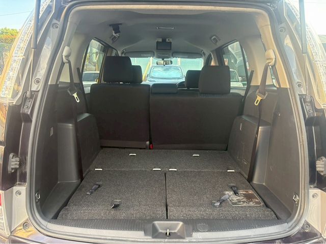 TOYOTA ISIS 2014 Image 31