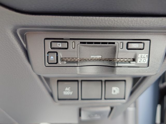 TOYOTA PRIUS 2025 Image 31