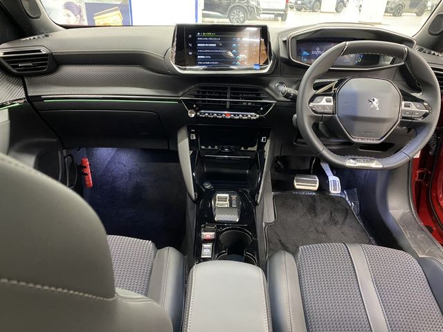 PEUGEOT E-2008 2025 Image 31