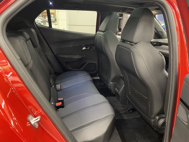 PEUGEOT E-2008 2025 Image 31