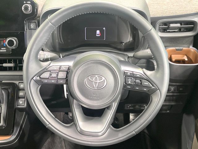 TOYOTA SIENTA HYBRID 2024 Image 31