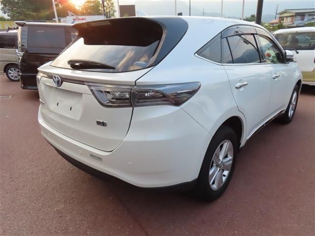 TOYOTA HARRIER HYBRID 2015 Image 31
