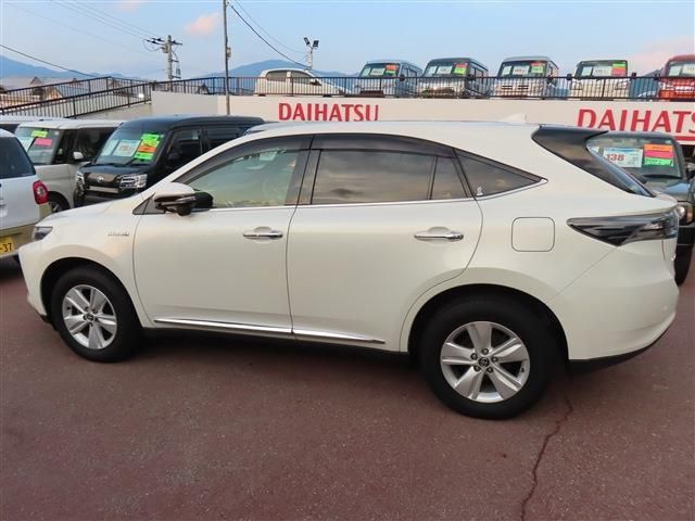 TOYOTA HARRIER HYBRID 2015 Image 31