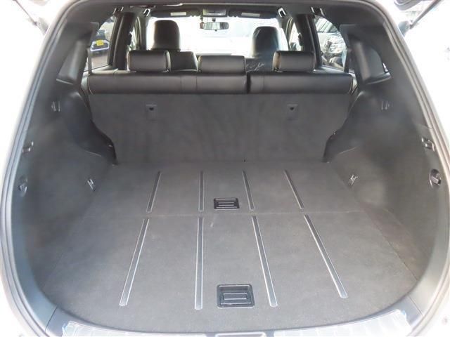 TOYOTA HARRIER HYBRID 2015 Image 31