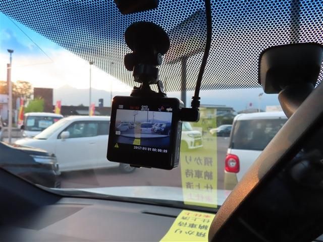 TOYOTA HARRIER HYBRID 2015 Image 31