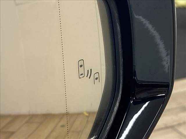 TOYOTA LEXUS UX250H 2018 Image 31