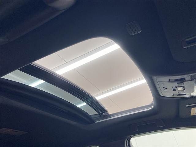 TOYOTA LEXUS UX250H 2018 Image 31