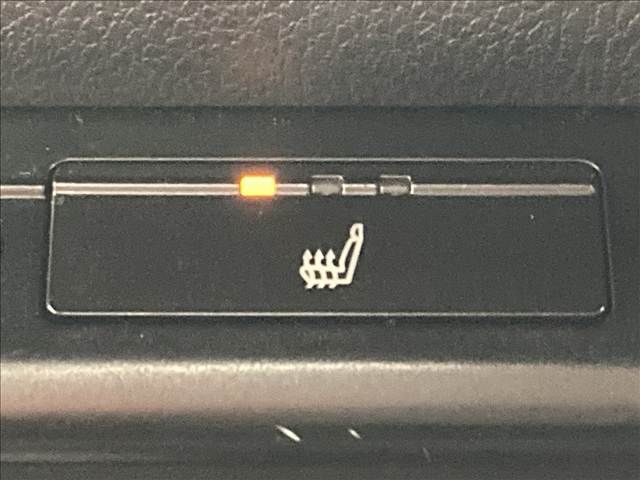 TOYOTA LEXUS UX250H 2018 Image 31