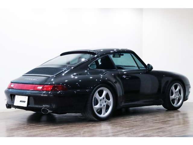 PORSCHE 911 2005 Image 31