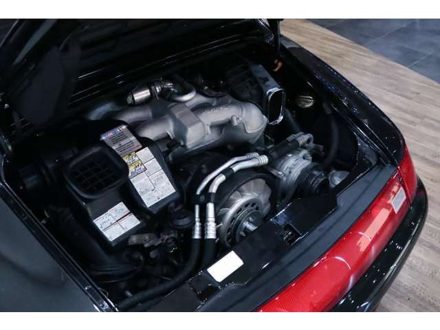 PORSCHE 911 2005 Image 31