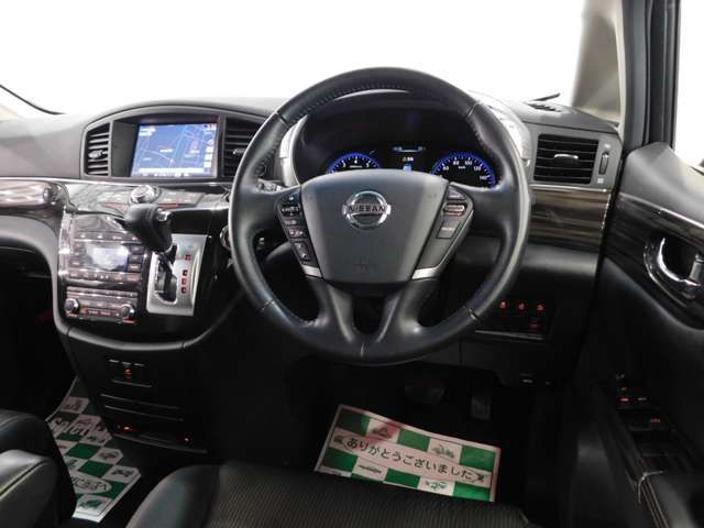 NISSAN ELGRAND 2018 Image 31