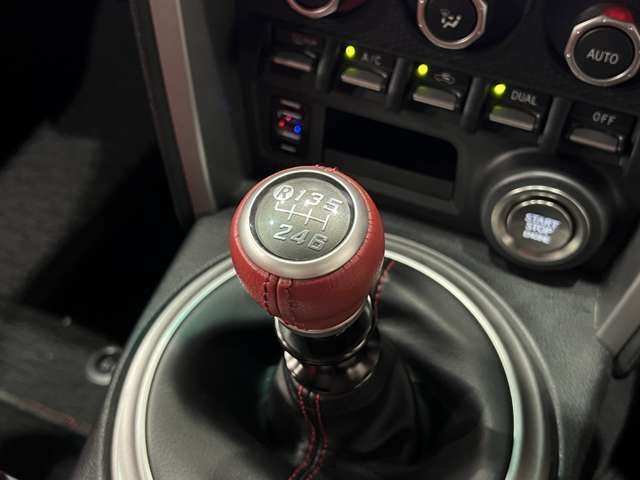 TOYOTA 86 2014 Image 31