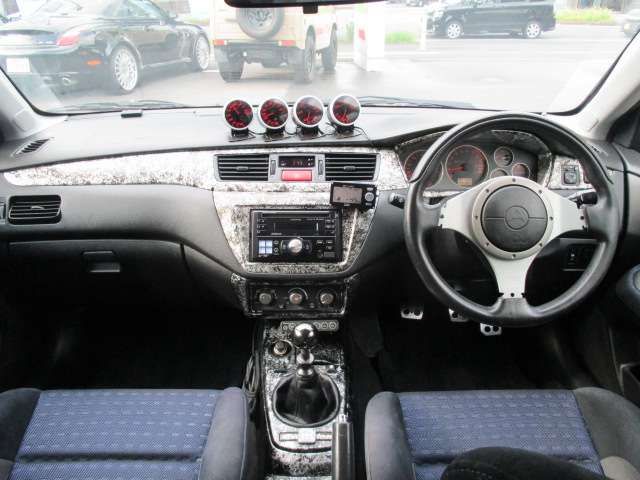 MITSUBISHI LANCER  4WD 2003 Image 31