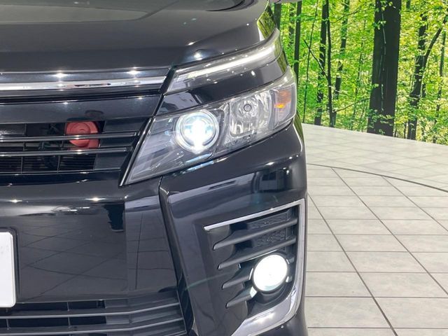 TOYOTA VOXY 4WD 2015 Image 31