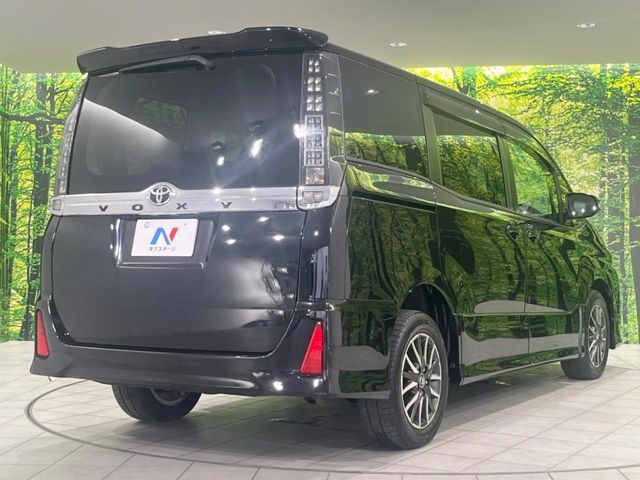 TOYOTA VOXY 4WD 2015 Image 31