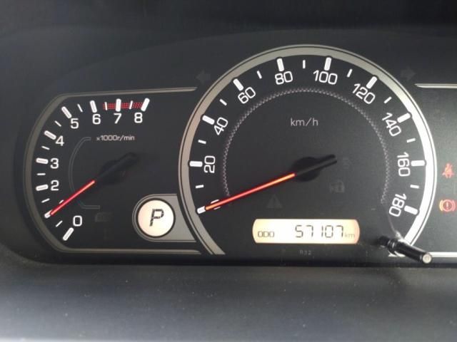 TOYOTA NOAH 2015 Image 31