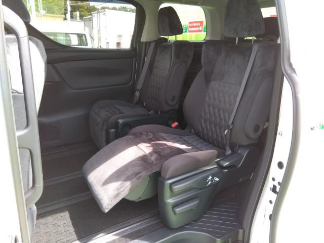 TOYOTA ALPHARD 2022 Image 31