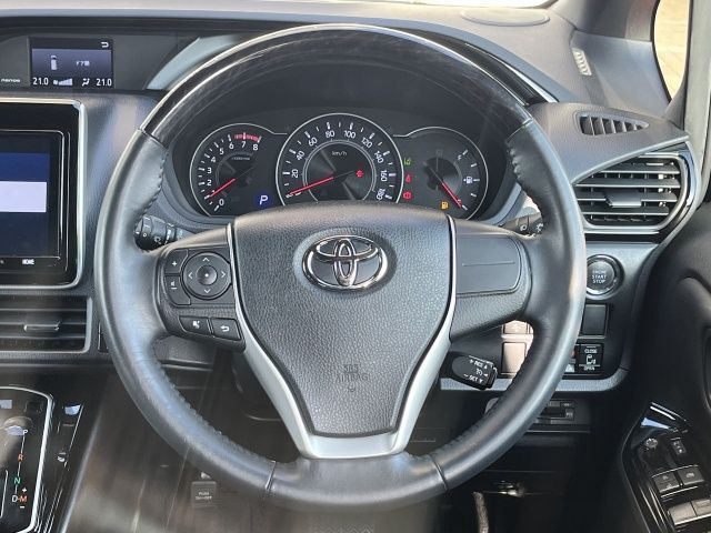 TOYOTA NOAH 2020 Image 31