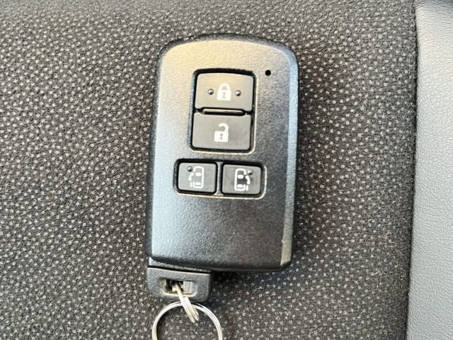 TOYOTA NOAH 2020 Image 31