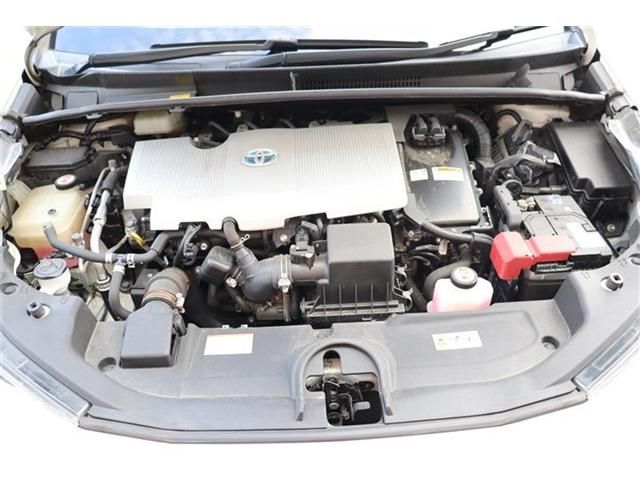 TOYOTA PRIUS 2016 Image 31