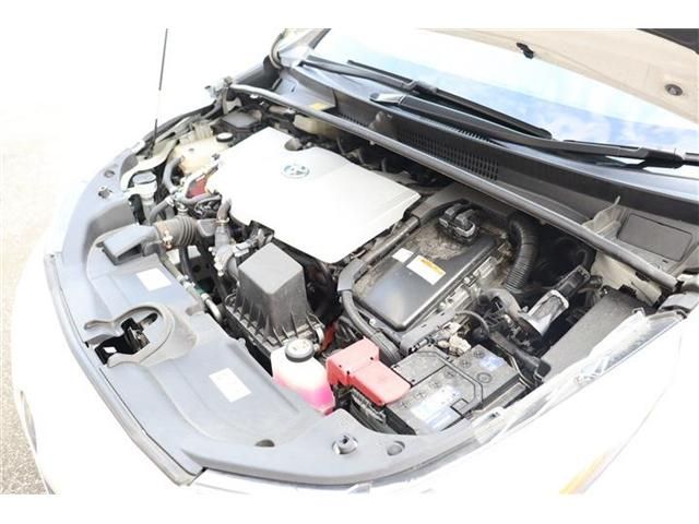 TOYOTA PRIUS 2016 Image 31