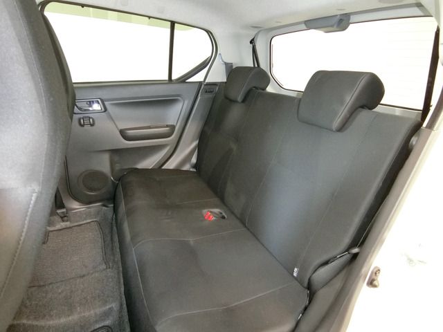 DAIHATSU MIRA E:S 2017 Image 31