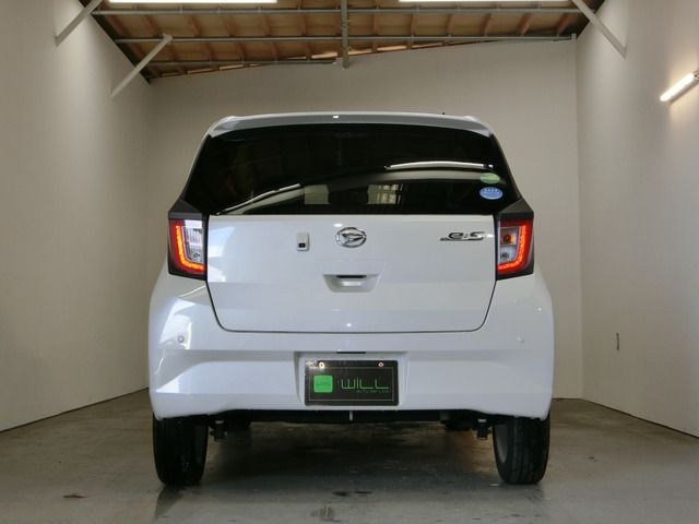 DAIHATSU MIRA E:S 2017 Image 31